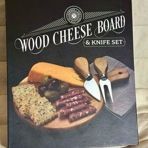 Gourmet Wood Cheese Board & Knife Set - Natural Wood